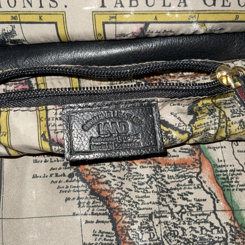 Authentic Leather Unisex Bag - Picture 5 of 11